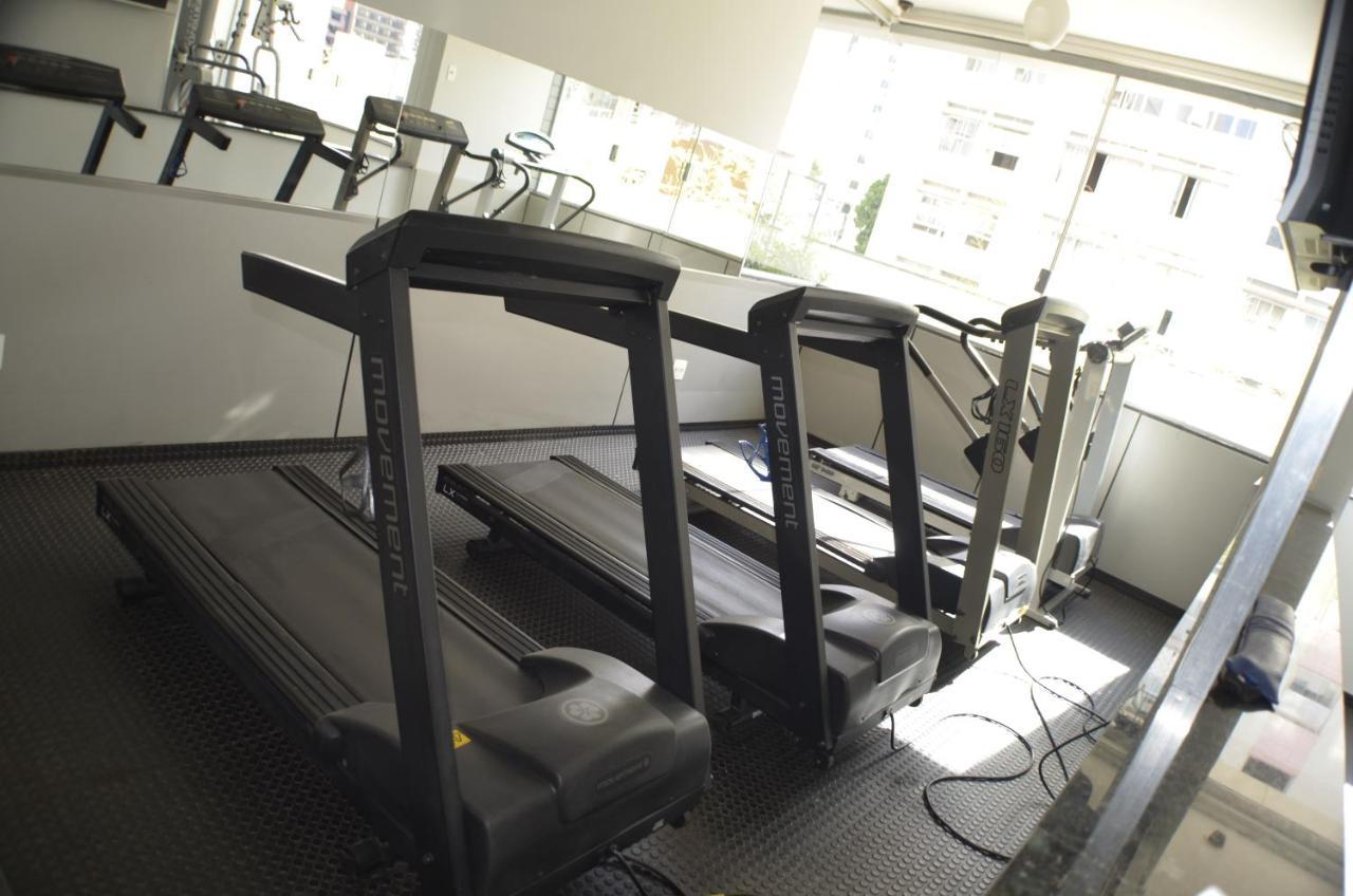 Constantino Hotel E Eventos Жуис-ди-Фора Экстерьер фото Treadmills