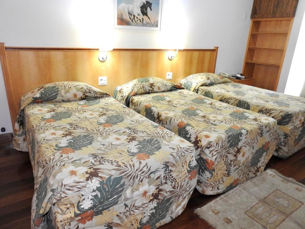 Constantino Hotel E Eventos Жуис-ди-Фора Экстерьер фото A room at the hotel