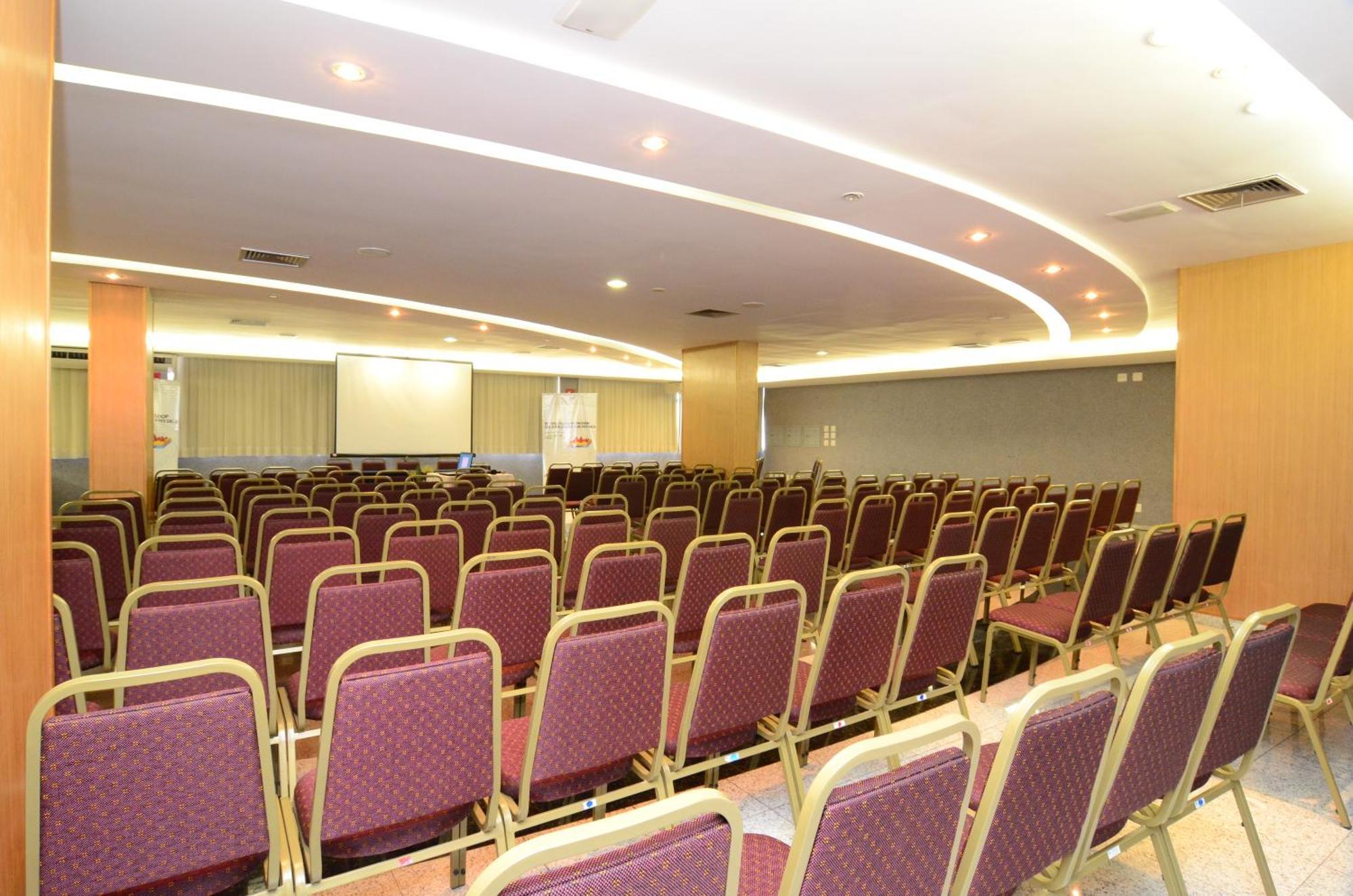 Constantino Hotel E Eventos Жуис-ди-Фора Экстерьер фото The main auditorium